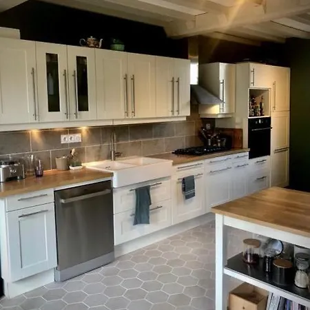 La Maison Du Bonheur بيت للعطل *